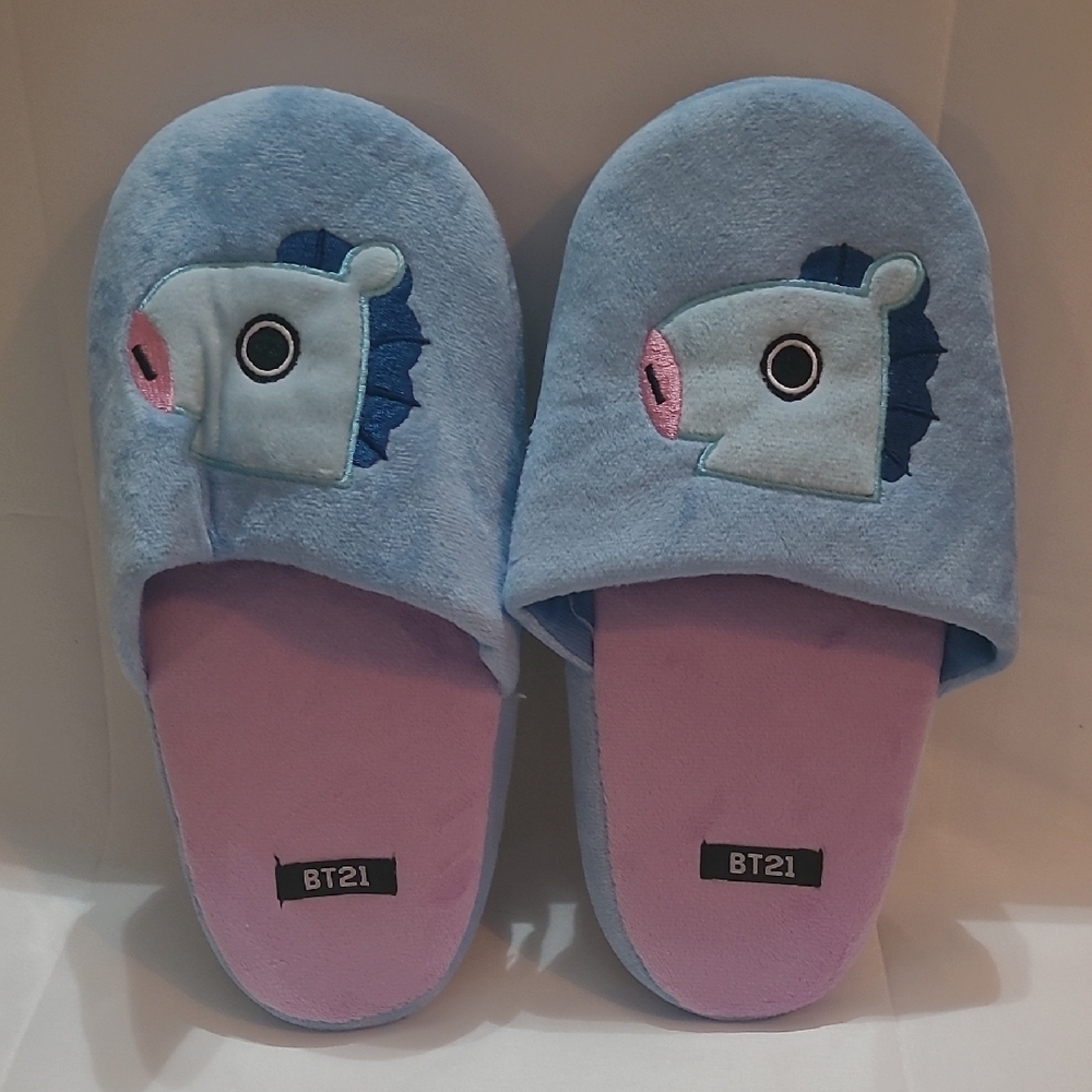 BT21 MANG Blue and Purple Slippers